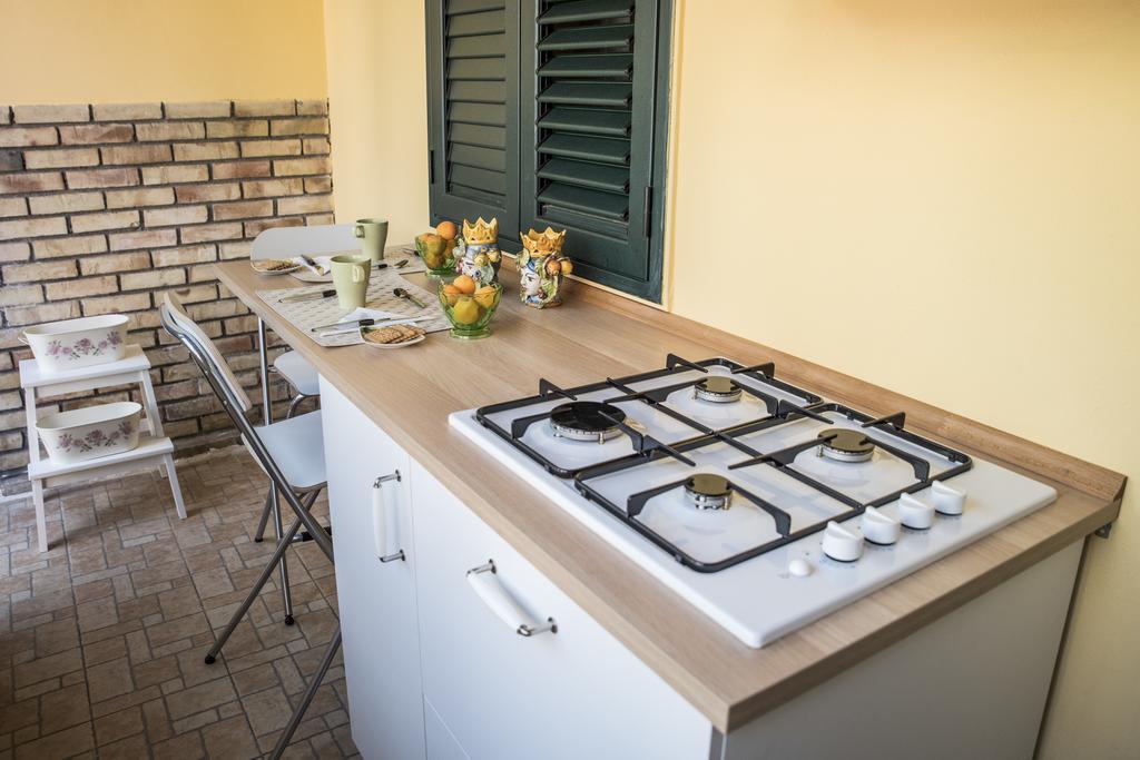 La Maison Jardin Apartment Taormina Quarto foto